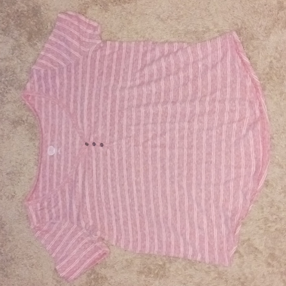 Pink and white top